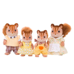 Фігурки тварин - Ігровий набір Сім'я горіхових Білок Sylvanian Families (4172) Фігурки тварин - Ігровий набір Сім'я горіхових Білок Sylvanian Families (4172)
