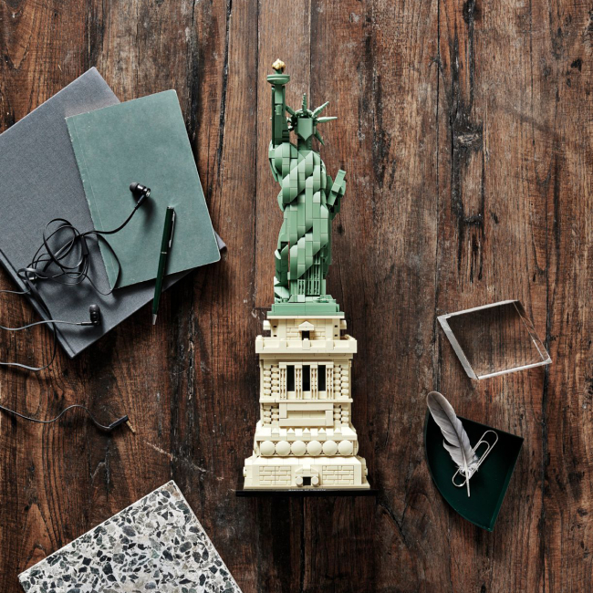 Конструктори LEGO - Конструктор LEGO Architecture Статуя Свободи (21042)#4