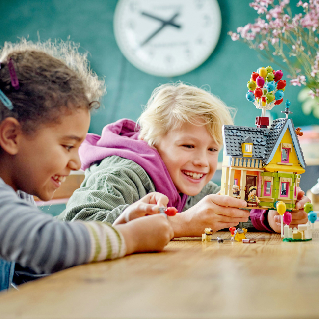 Конструктори LEGO - Конструктор LEGO │ Disney Pixar Будинок «Вперед і вгору» (43217)#5