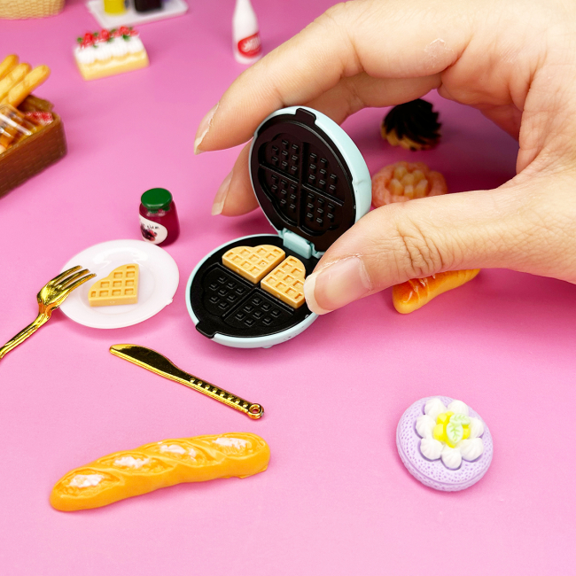 Аксесуари для фігурок - Ігровий набір Mini World Пікнік (2305003)#8