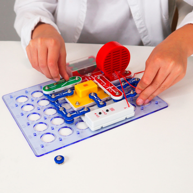 Наукові ігри, фокуси та досліди - Електронний конструктор Doka Збираємо радіо 6 схем (D70703)#3