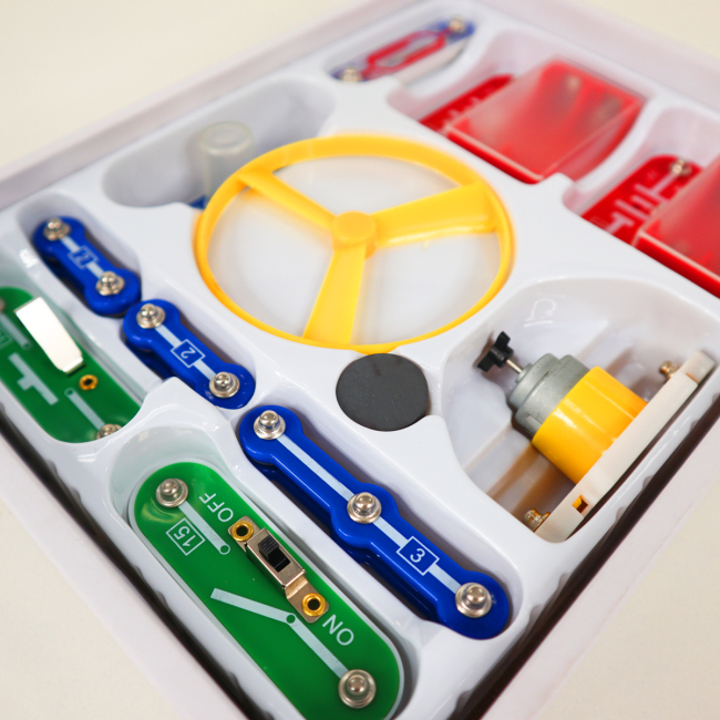 Наукові ігри, фокуси та досліди - Електронний конструктор Doka Перші кроки в електроніці А 15 схем (D70709)#4