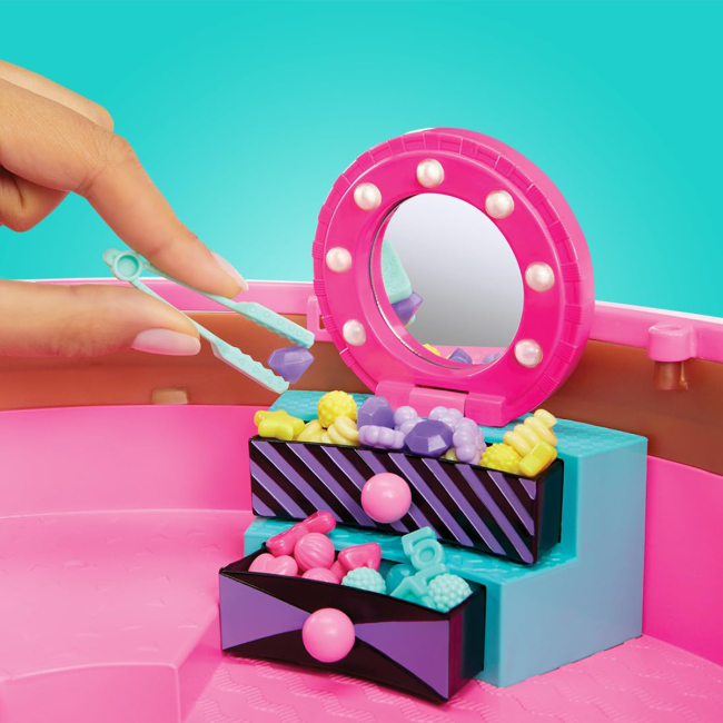 Меблі та будиночки - Ігровий набір LOL Surprise Салон феєричних зачісок з намистинок (120995)#6