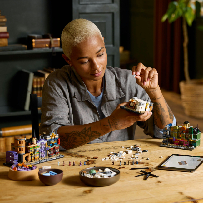 Конструктори LEGO - Конструктор LEGO Harry Potter Алея Діаґон. Чаклунські крамниці (76444)#4