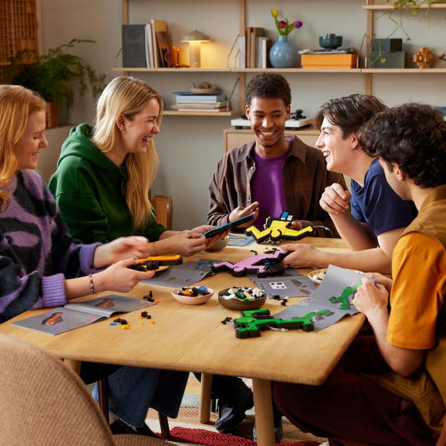 Конструктори LEGO - Конструктор LEGO Art Кіт Гарінґ — Танцюючі чоловічки (31216)#8